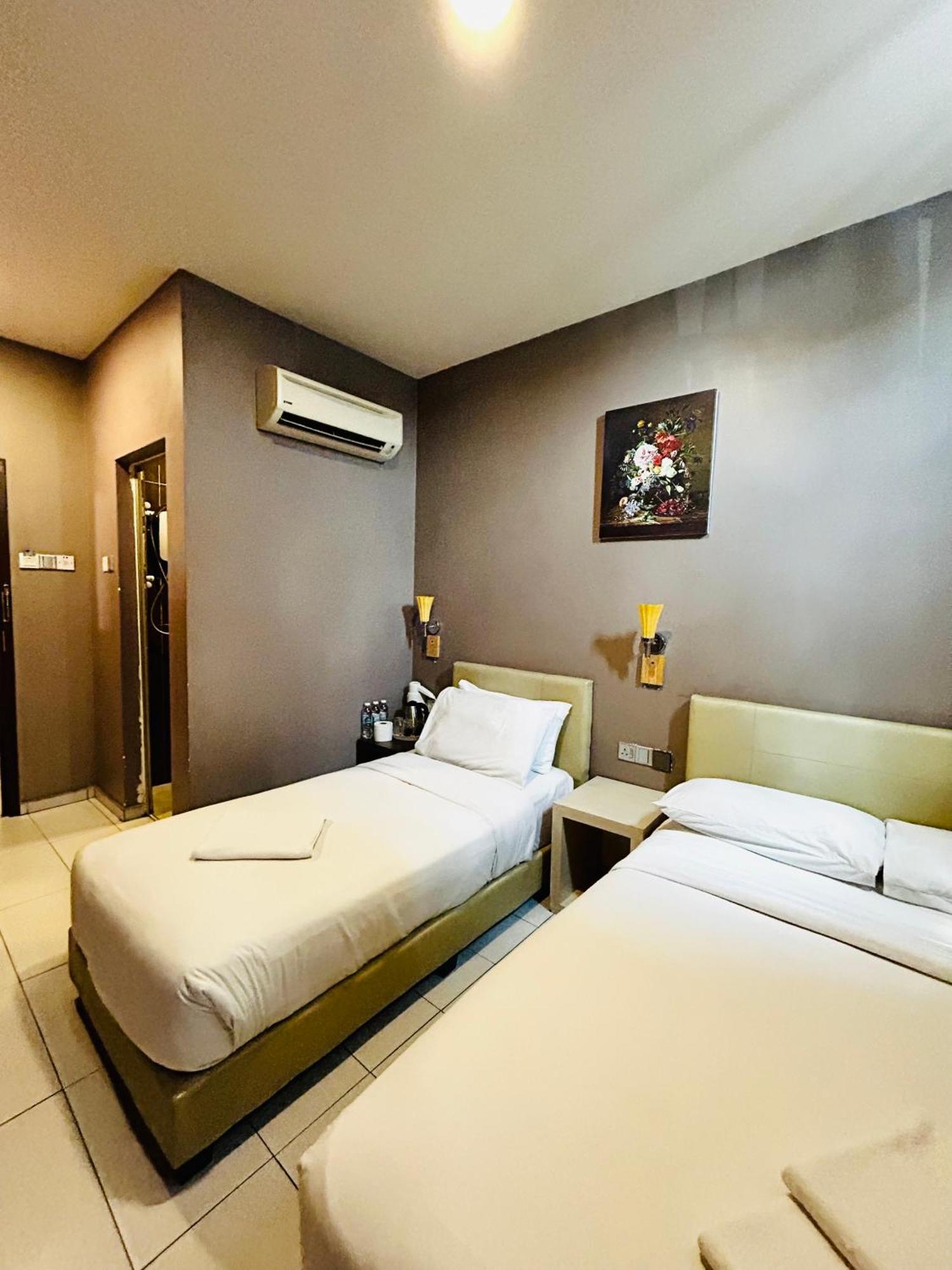 Ds Hotel อิโปห์ ภายนอก รูปภาพ